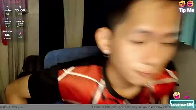 Snapshot of Skinny_CumLoader69 chatting on 05/21/26, 04:04 Skinny CumLoader69 online show from 05/21/26, 04:04