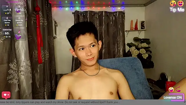 Snapshot of Skinny_CumLoader69 chatting on 05/25/26, 07:29 Skinny CumLoader69 online show from 05/25/26, 07:29