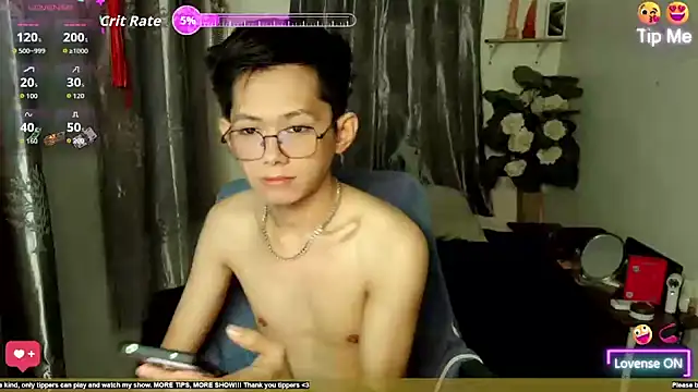 Snapshot of Skinny_CumLoader69 chatting on 06/18/26, 05:50 Skinny CumLoader69 online show from 06/18/26, 05:50