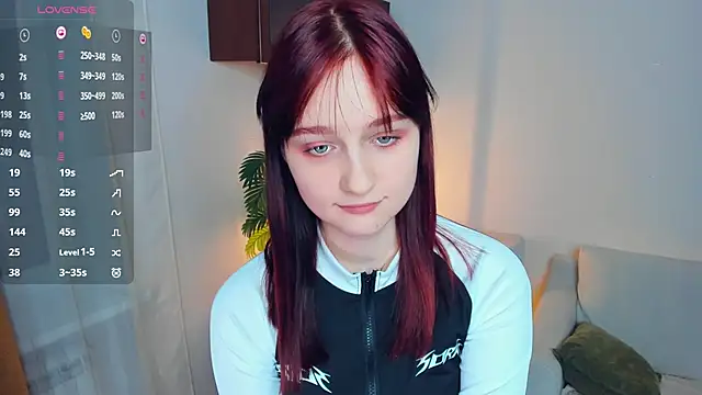 KatyKufel online show from 12/05/25, 09:01