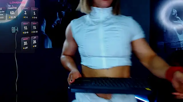 AliceFit 212 online show from 10/02/25, 01:25