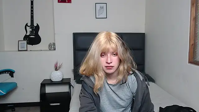 Amnesia  online show from 10/30/25, 02:25