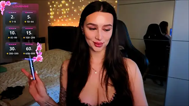 Veronica Larsson online show from 06/11/26, 10:34