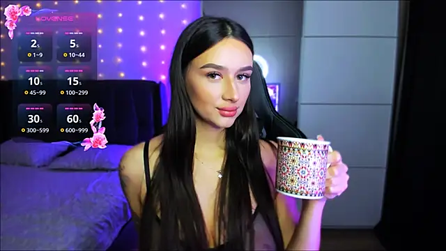 Snapshot of Veronica_Larsson chatting on 11/29/25, 07:14 Veronica Larsson online show from 11/29/25, 07:14