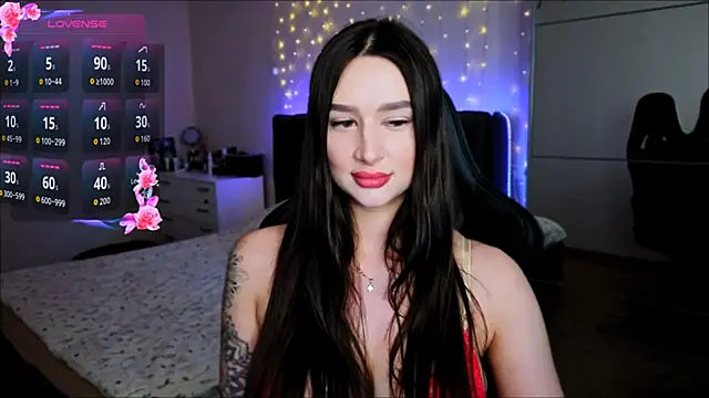 Veronica Larsson online show from 06/30/26, 03:56