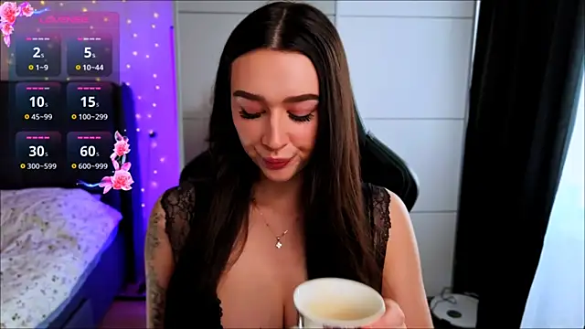 Veronica Larsson online show from 02/05/26, 09:27