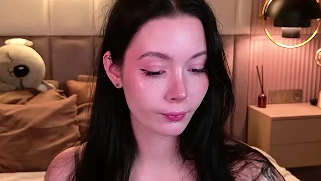 Goldy Stark online show from 09/24/25, 08:37