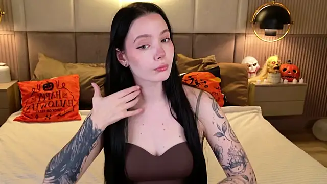 Goldy Stark online show from 11/03/25, 08:34