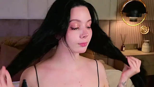 Goldy Stark online show from 10/04/25, 08:32