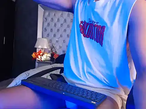 JhosuaCollins  online show from 10/11/25, 02:29