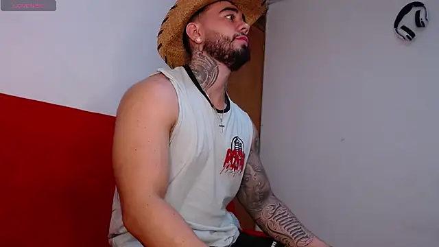 tommyblessd1 online show from 11/04/25, 09:24