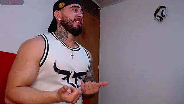 tommyblessd1 online show from 11/08/25, 01:03