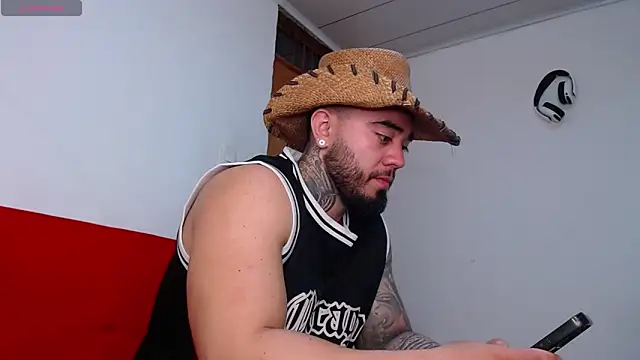 tommyblessd1 online show from 10/24/25, 04:39