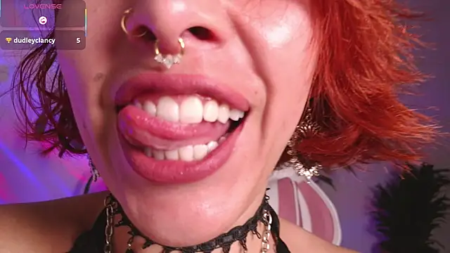 Snapshot of bri_von_dhara__ chatting on 05/03/26, 10:13 bri von dhara online show from 05/03/26, 10:13