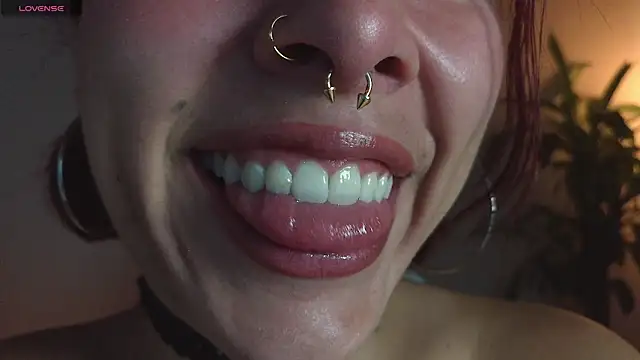 bri von dhara   online show from 07/16/26, 10:51