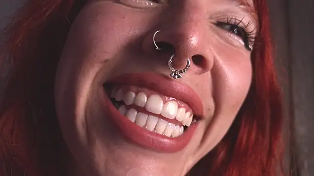 bri von dhara   online show from 11/23/25, 03:55