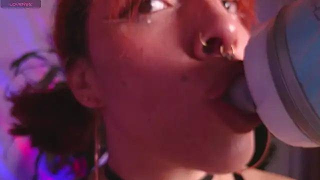 Snapshot of bri_von_dhara__ chatting on 04/24/26, 04:03 bri von dhara online show from 04/24/26, 04:03