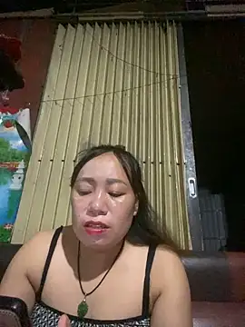 Snapshot of Dunmii chatting on 10/13/25, 01:23 Dunmii online show from 10/13/25, 01:23