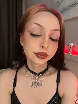 Lina Thornton  online show from 12/05/25, 08:28