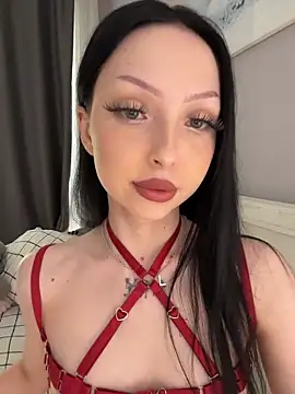 Lina Thornton  online show from 05/14/26, 09:50