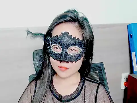 Bee zzzz online show from 07/16/26, 12:07
