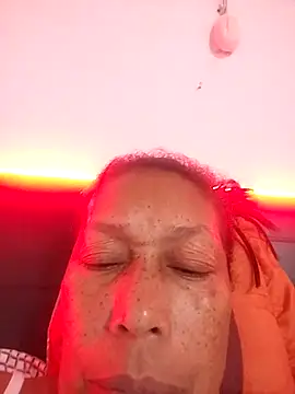 Naomi-Mature online show from 12/14/25, 09:15