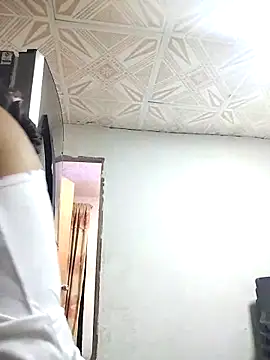 Naomi-Mature online show from 10/15/25, 09:06