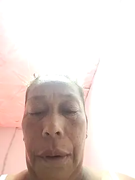 Naomi-Mature online show from 10/18/25, 08:49