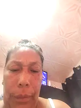 Naomi-Mature online show from 11/23/25, 09:08