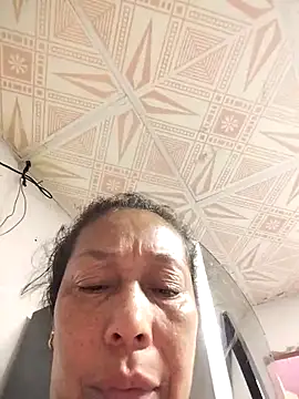 Naomi-Mature online show from 04/15/26, 09:26