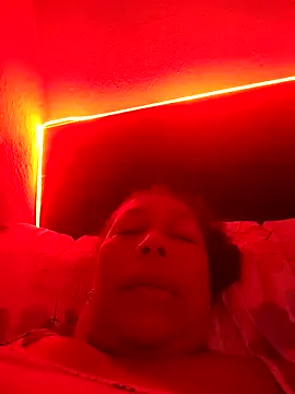 Naomi-Mature online show from 04/08/26, 09:11