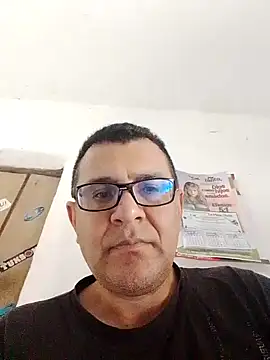 voyerista50 online show from 09/17/25, 04:42