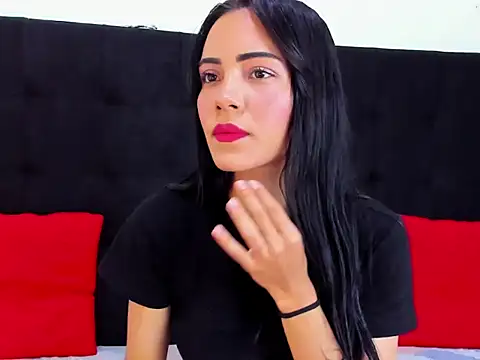 valerythompsonper online show from 09/08/25, 08:19