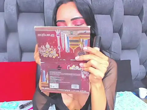 valerythompsonper online show from 01/12/26, 07:31