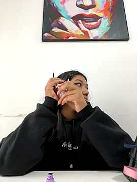 SharaRous online show from 12/02/25, 11:56