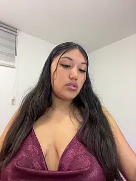 SharaRous online show from 05/02/26, 12:49