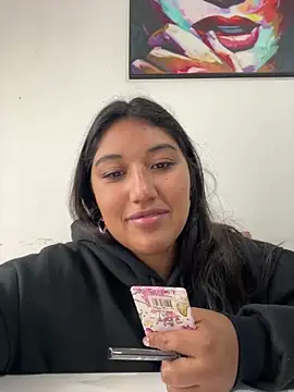 SharaRous online show from 11/18/25, 11:57