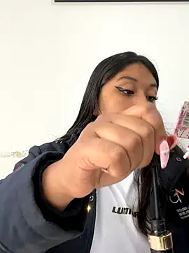 SharaRous online show from 11/05/25, 12:08