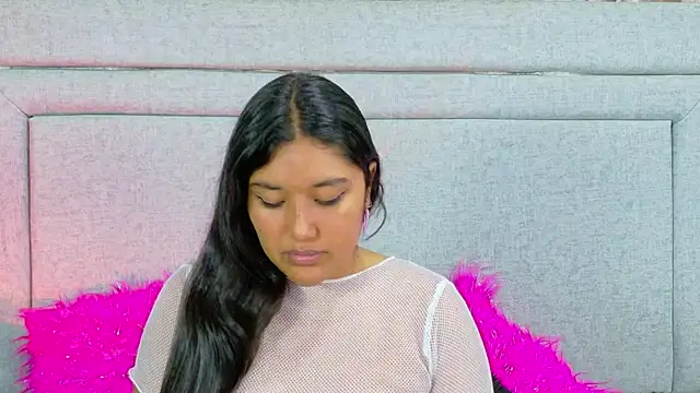 SharaRous online show from 11/27/25, 12:16