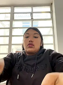 SharaRous online show from 10/23/25, 11:42