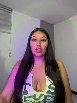 SharaRous online show from 06/28/26, 01:01