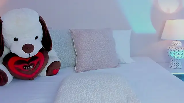 SusanAdams1 online show from 04/15/26, 07:58