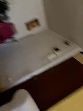 Snapshot of cami_lorena chatting on 04/01/26, 02:47 cami lorena online show from 04/01/26, 02:47