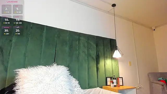 kittyy milk 001 online show from 11/03/25, 09:18