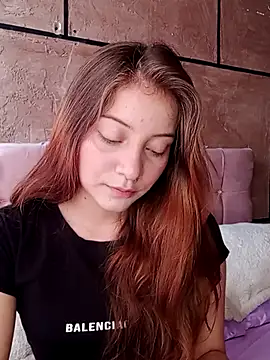 Samanthaa  1 online show from 10/10/25, 03:57