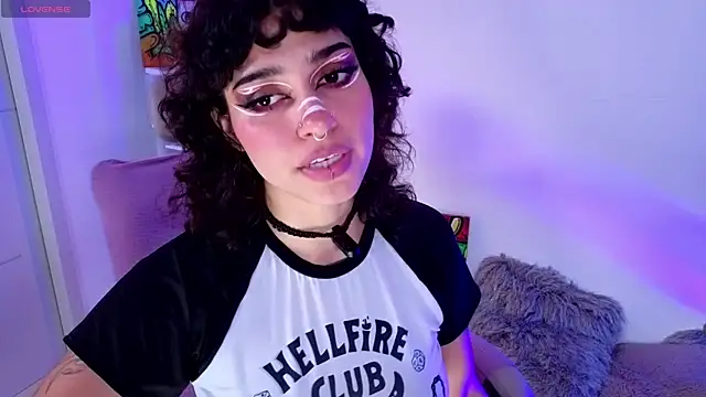 Snapshot of UvaMamacita chatting on 05/11/26, 11:13 UvaMamacita online show from 05/11/26, 11:13