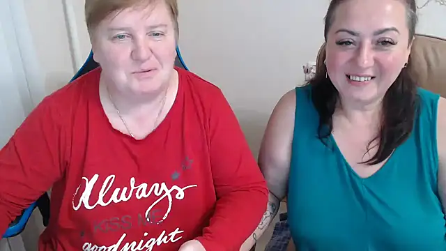 Snapshot of Bertie_Adeline chatting on 10/08/25, 06:30 Bertie Adeline online show from 10/08/25, 06:30