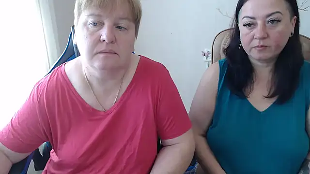Snapshot of Bertie_Adeline chatting on 09/25/25, 06:41 Bertie Adeline online show from 09/25/25, 06:41