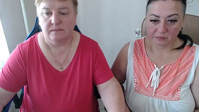 Snapshot of Bertie_Adeline chatting on 09/13/25, 06:46 Bertie Adeline online show from 09/13/25, 06:46
