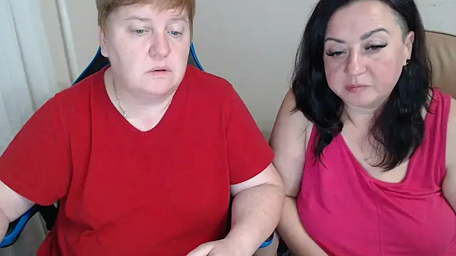Snapshot of Bertie_Adeline chatting on 09/27/25, 08:04 Bertie Adeline online show from 09/27/25, 08:04